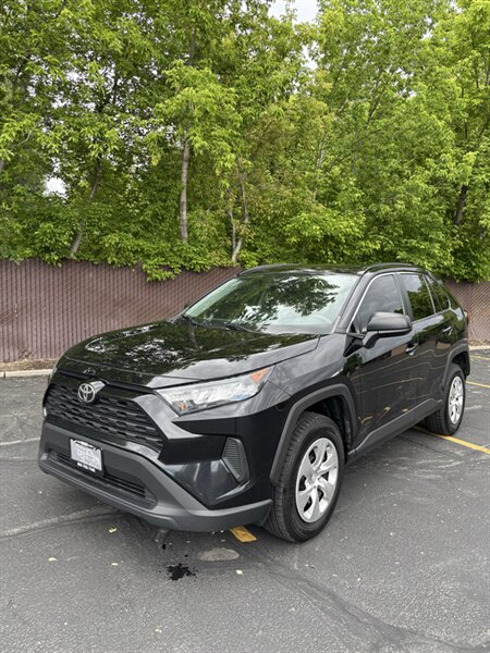 2019 Toyota RAV4 LE   - Photo 1 - Midvale, UT 84047