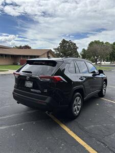 2019 Toyota RAV4 LE   - Photo 5 - Midvale, UT 84047