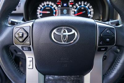 2018 Toyota 4Runner SR5   - Photo 18 - Midvale, UT 84047