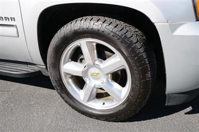 2013 Chevrolet Suburban LTZ - Photo 9 - Midvale, UT 84047