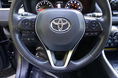 2019 Toyota RAV4 XLE Premium - Photo 18 - Midvale, UT 84047