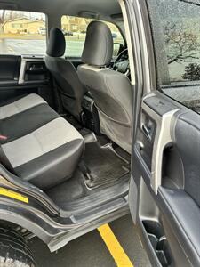 2019 Toyota 4Runner SR5   - Photo 6 - Midvale, UT 84047
