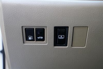 2011 Toyota Avalon Limited   - Photo 17 - Midvale, UT 84047