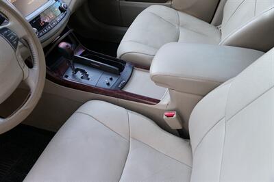 2011 Toyota Avalon Limited   - Photo 25 - Midvale, UT 84047