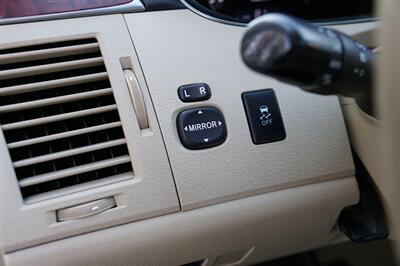 2011 Toyota Avalon Limited   - Photo 16 - Midvale, UT 84047