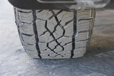 2014 Toyota Highlander LE Plus   - Photo 11 - Midvale, UT 84047