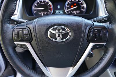 2014 Toyota Highlander LE Plus   - Photo 18 - Midvale, UT 84047