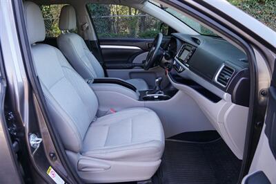 2014 Toyota Highlander LE Plus   - Photo 38 - Midvale, UT 84047