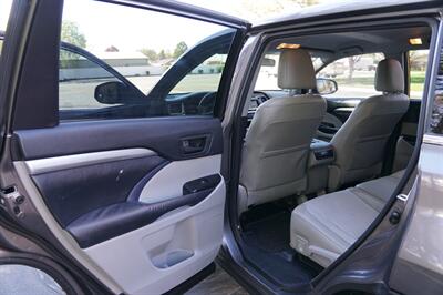 2014 Toyota Highlander LE Plus   - Photo 26 - Midvale, UT 84047