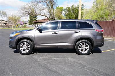 2014 Toyota Highlander LE Plus   - Photo 3 - Midvale, UT 84047