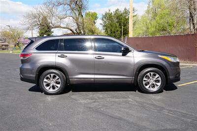 2014 Toyota Highlander LE Plus   - Photo 7 - Midvale, UT 84047