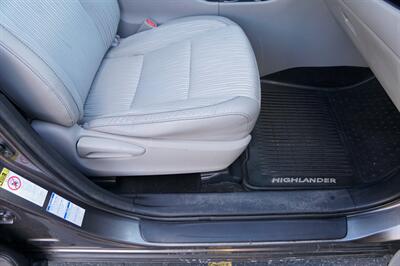 2014 Toyota Highlander LE Plus   - Photo 40 - Midvale, UT 84047