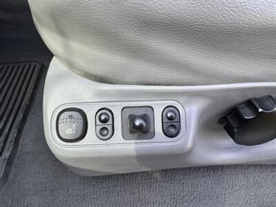 2004 Ford F-350 Super Duty XL 4dr Crew Cab XL   - Photo 5 - Midvale, UT 84047