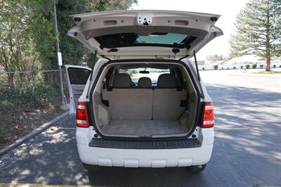 2010 Ford Escape XLS   - Photo 27 - Midvale, UT 84047