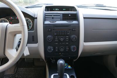 2010 Ford Escape XLS   - Photo 19 - Midvale, UT 84047