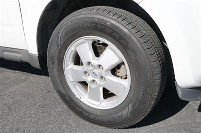 2010 Ford Escape XLS   - Photo 9 - Midvale, UT 84047