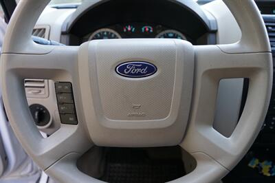 2010 Ford Escape XLS   - Photo 17 - Midvale, UT 84047