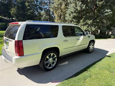 2010 Cadillac Escalade ESV Premium - Photo 3 - Midvale, UT 84047