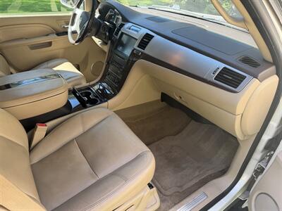 2010 Cadillac Escalade ESV Premium - Photo 17 - Midvale, UT 84047