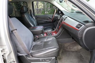 2007 Cadillac Escalade ESV   - Photo 40 - Midvale, UT 84047