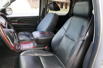 2007 Cadillac Escalade ESV   - Photo 14 - Midvale, UT 84047