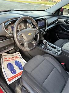 2021 Chevrolet Traverse LT Cloth   - Photo 8 - Midvale, UT 84047