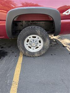 2004 Chevrolet Silverado 2500HD LS - Photo 5 - Midvale, UT 84047