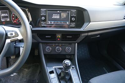 2019 Volkswagen Jetta S   - Photo 18 - Midvale, UT 84047