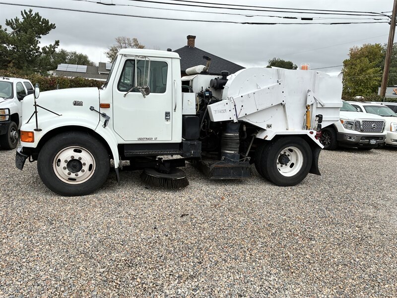1997 International 4700   - Photo 1 - Midvale, UT 84047