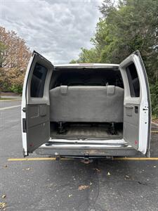 2011 Ford E-350 SD XL - Photo 13 - Midvale, UT 84047