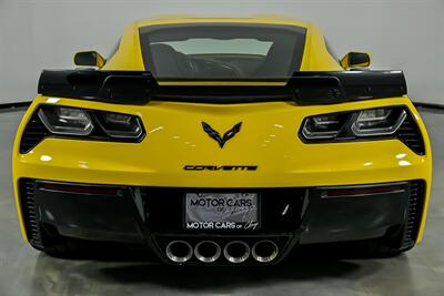 2015 Chevrolet Corvette Z06 3LZ   - Photo 11 - Joliet, IL 60435