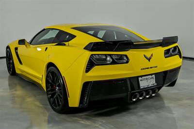 2015 Chevrolet Corvette Z06 3LZ   - Photo 10 - Joliet, IL 60435
