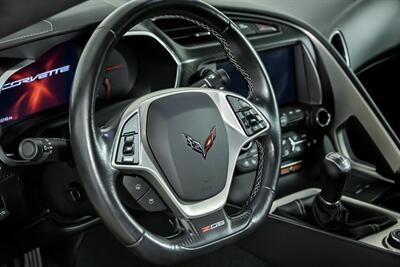 2015 Chevrolet Corvette Z06 3LZ   - Photo 24 - Joliet, IL 60435
