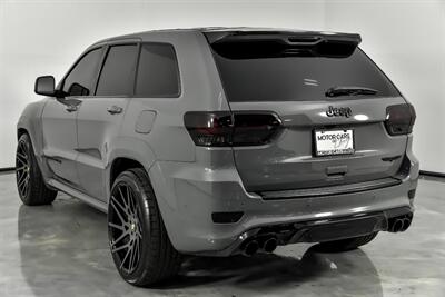 2019 Jeep Grand Cherokee Trackhawk   - Photo 9 - Joliet, IL 60435