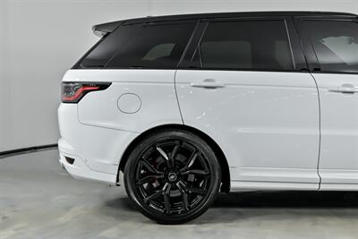 2020 Land Rover Range Rover Sport SVR   - Photo 13 - Joliet, IL 60435