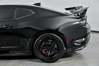 2019 Chevrolet Camaro ZL1   - Photo 9 - Joliet, IL 60435