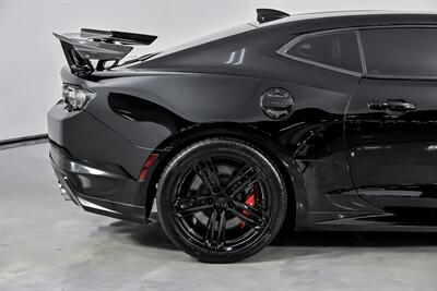 2019 Chevrolet Camaro ZL1   - Photo 13 - Joliet, IL 60435