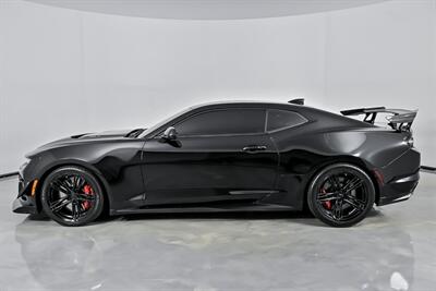 2019 Chevrolet Camaro ZL1   - Photo 8 - Joliet, IL 60435