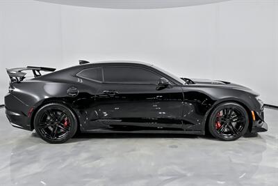 2019 Chevrolet Camaro ZL1   - Photo 14 - Joliet, IL 60435