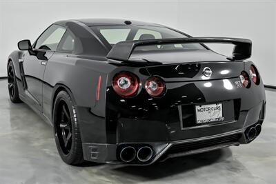 2016 Nissan GT-R Black Edition   - Photo 10 - Joliet, IL 60435