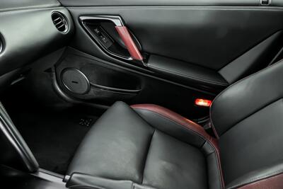 2016 Nissan GT-R Black Edition   - Photo 40 - Joliet, IL 60435