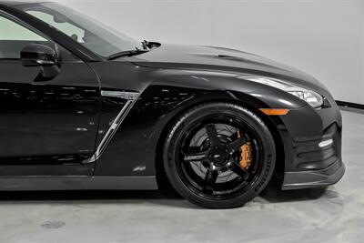 2016 Nissan GT-R Black Edition   - Photo 15 - Joliet, IL 60435