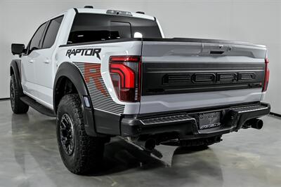 2024 Ford F-150 Raptor   - Photo 10 - Joliet, IL 60435