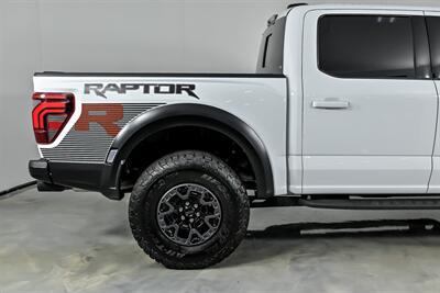2024 Ford F-150 Raptor   - Photo 13 - Joliet, IL 60435