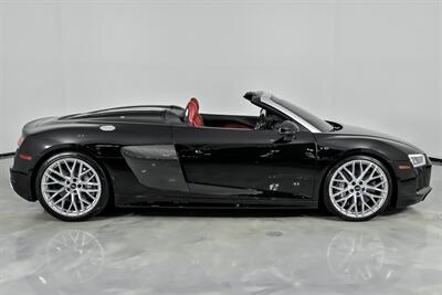 2017 Audi R8 5.2 quattro V10 Spyder   - Photo 14 - Joliet, IL 60435