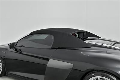 2017 Audi R8 5.2 quattro V10 Spyder   - Photo 21 - Joliet, IL 60435