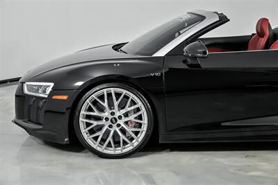 2017 Audi R8 5.2 quattro V10 Spyder   - Photo 7 - Joliet, IL 60435