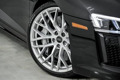 2017 Audi R8 5.2 quattro V10 Spyder   - Photo 4 - Joliet, IL 60435