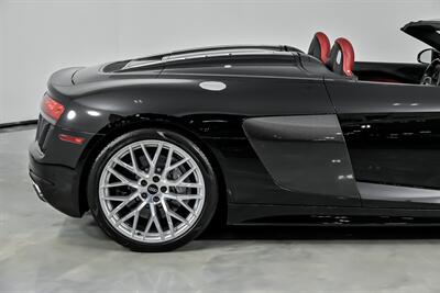 2017 Audi R8 5.2 quattro V10 Spyder   - Photo 13 - Joliet, IL 60435