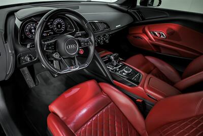 2017 Audi R8 5.2 quattro V10 Spyder   - Photo 25 - Joliet, IL 60435